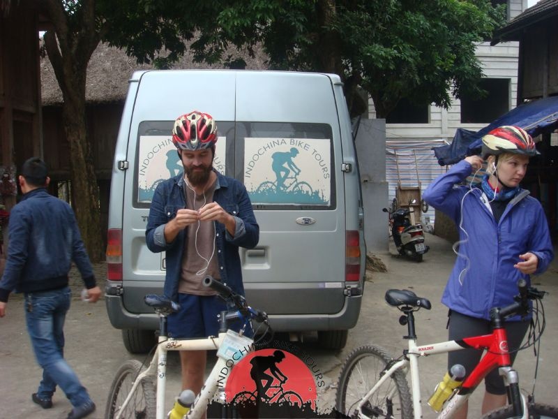 Hanoi Cycling To Mai Chau and Ninh Binh - 4 Days 1