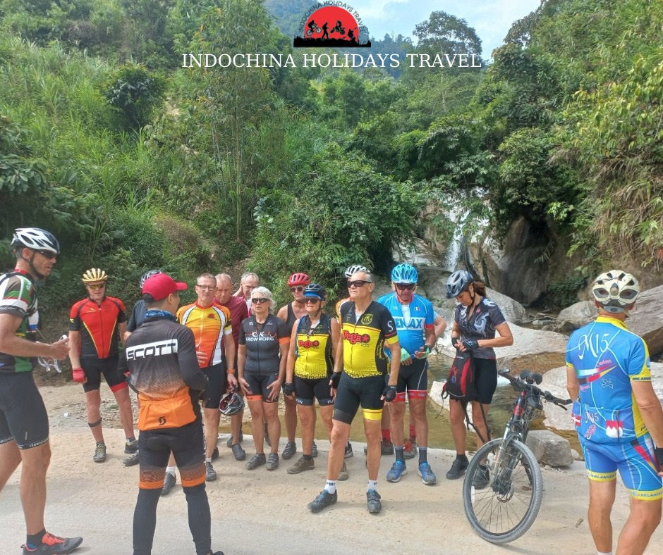 Siem Reap Cycling To Ho Chi Minh City - 16 Days 1