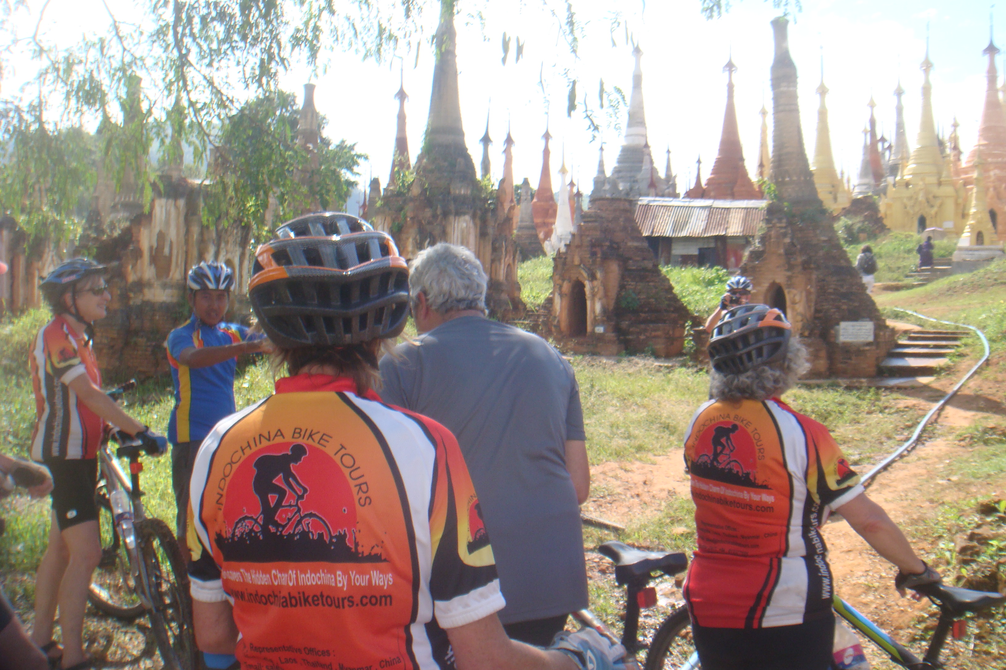 Siem Reap Cycling To Pakes (Laos ) – 12 days 1