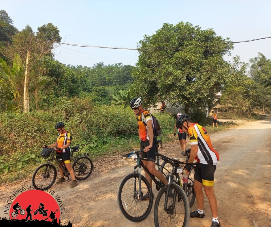 Siem Reap Cycling To Pakse - 12 Days 1