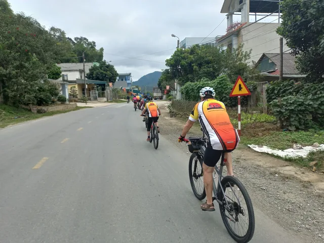 14 Days Hoi An Cycling To Siem Reap