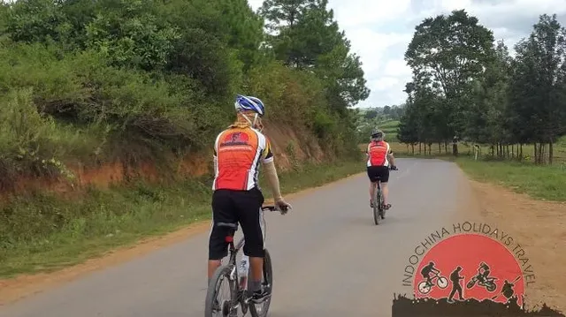 Nha Trang Cycle To Hanoi Along The Coast and Ho Chi Minh Trails - 12 Days 3